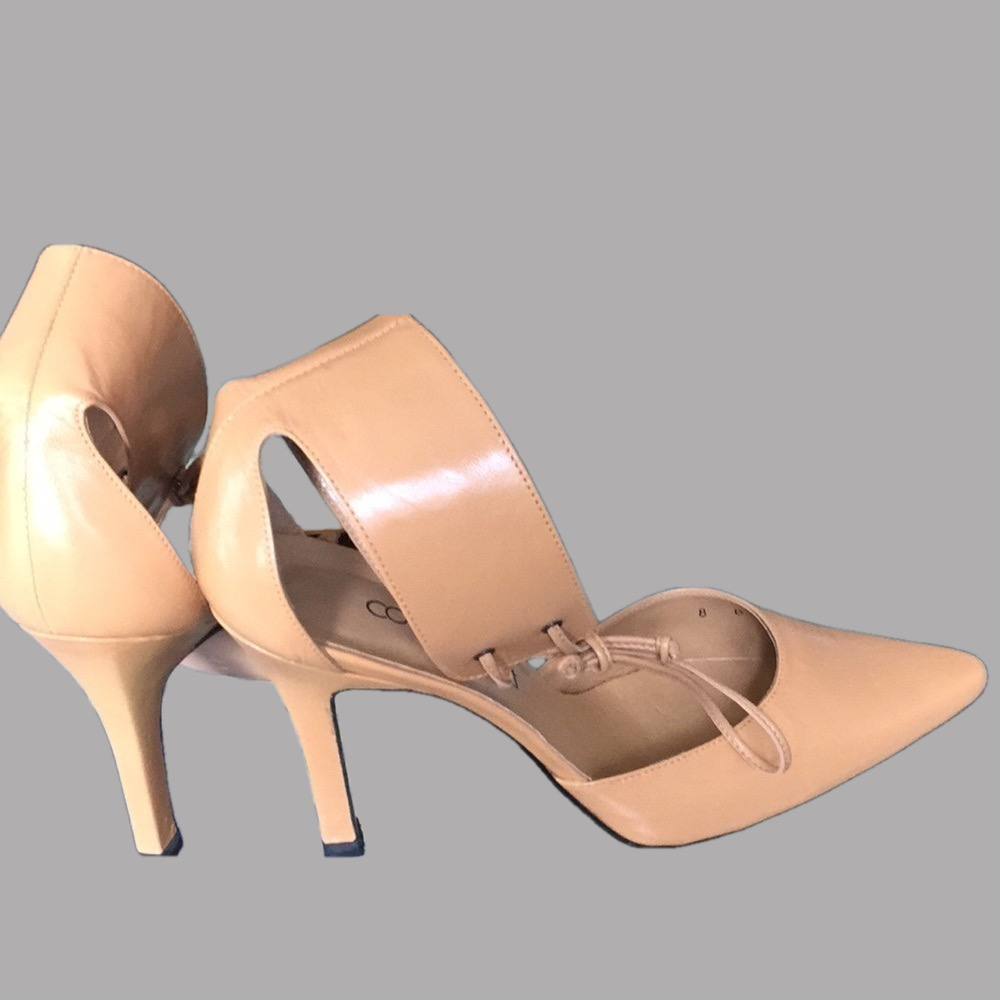 Coup de’tat Pumps Size 8 Tan Neutral Coquettecore Edgy Bold